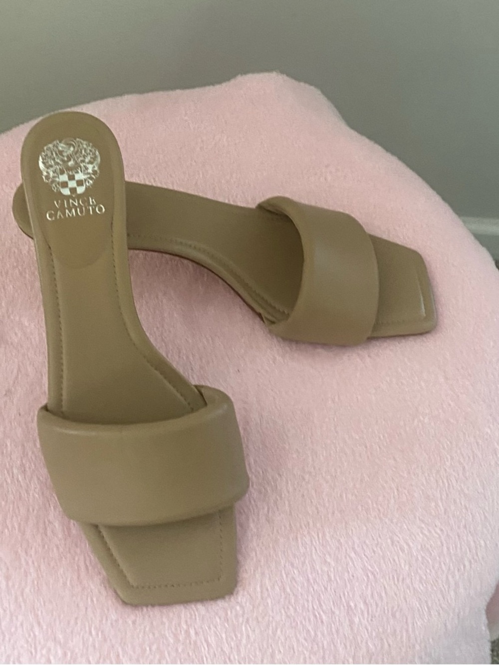 Vince Camuto Olive Slide Mules with Wide Padded Strap - Picture 3 of 4